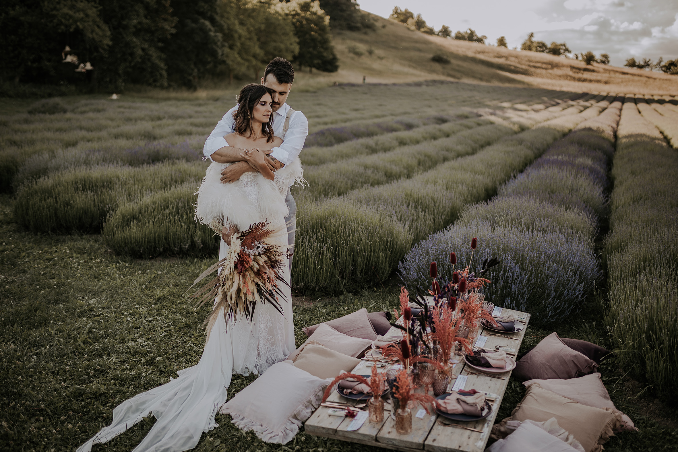 matrimonio in campo di lavanda a Bologna