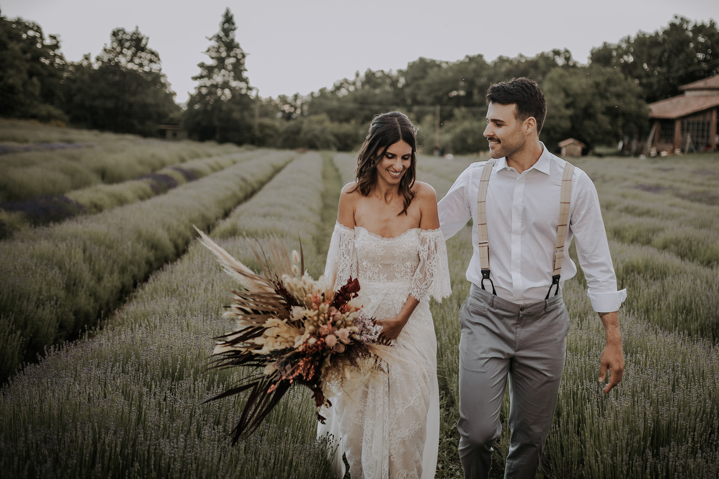 matrimonio in campo di lavanda a Bologna