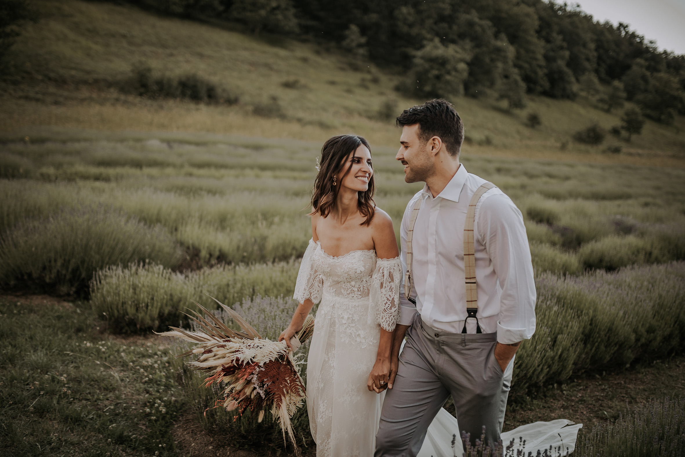 matrimonio in campo di lavanda a Bologna