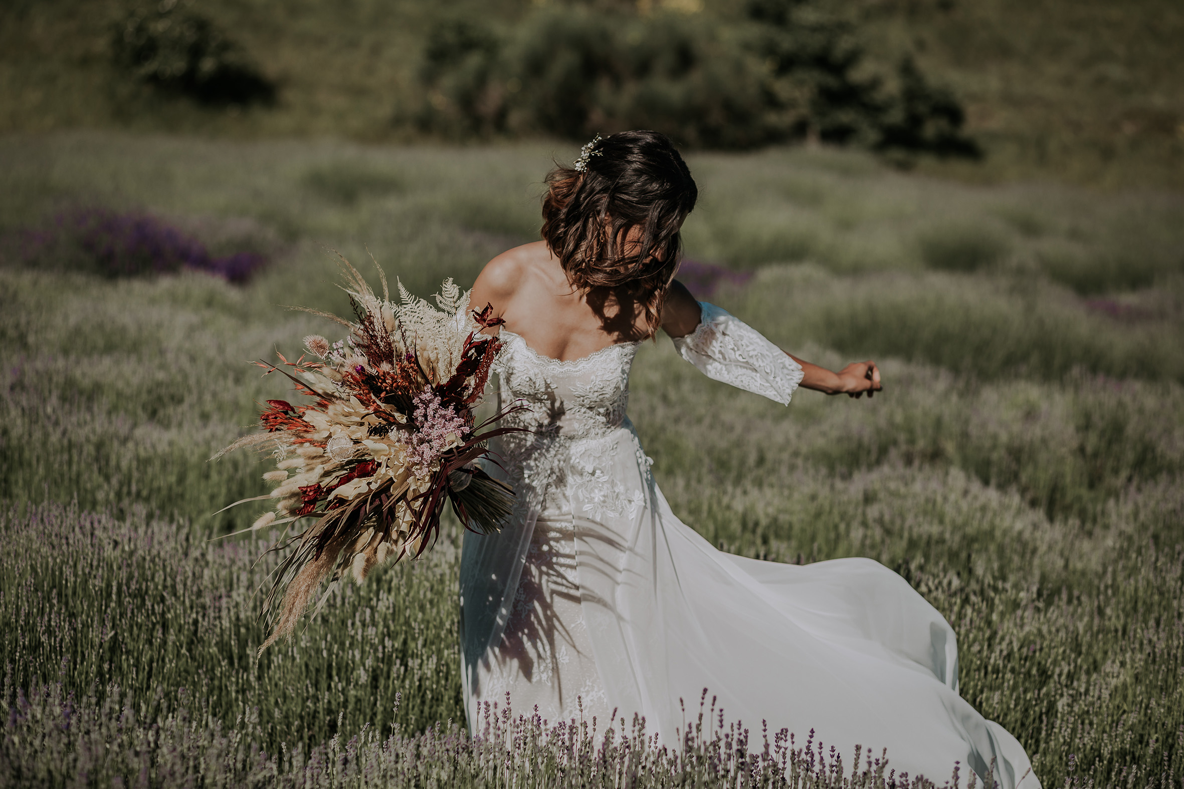 matrimonio in campo di lavanda a Bologna