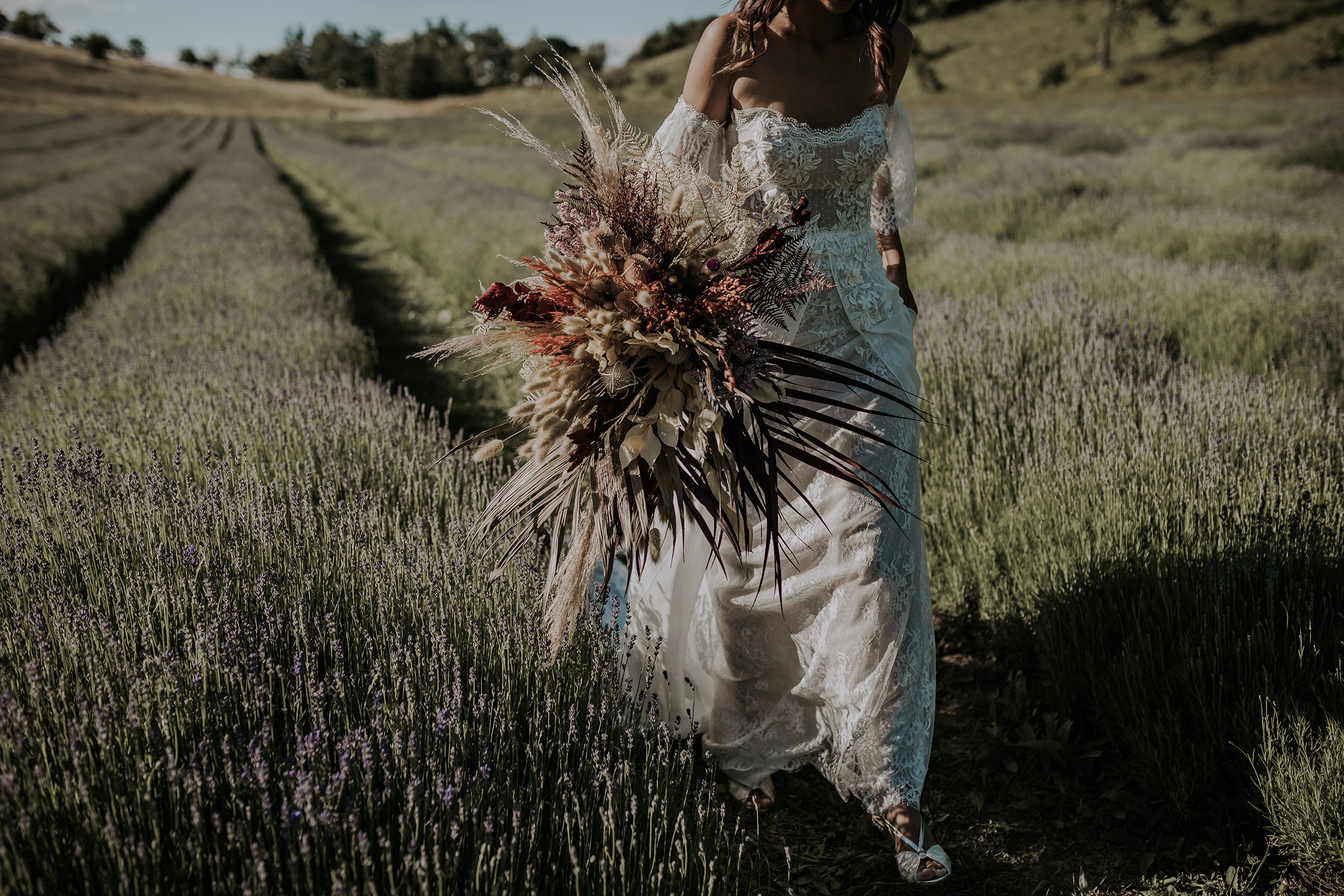 matrimonio in campo di lavanda a Bologna